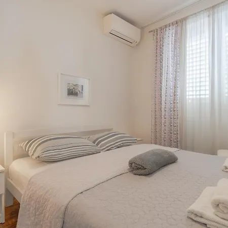 Prokonzul 2br In Old Town * Zadar