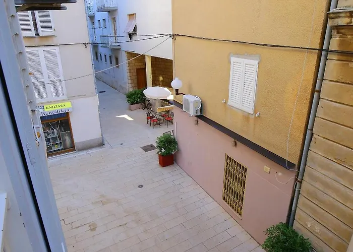 Prokonzul 2br In Old Town זאדאר