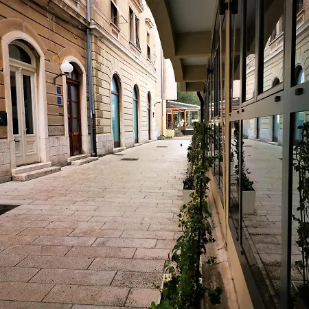 Prokonzul 2br In Old Town * 扎达尔