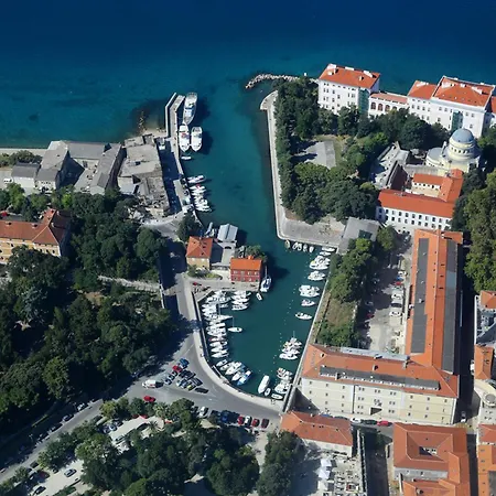 Appartamento Prokonzul 2br In Old Town Zara