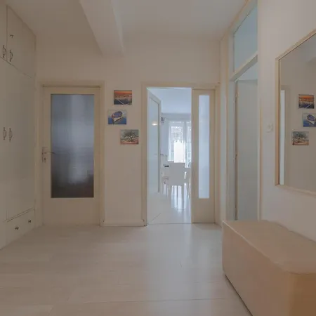 Prokonzul 2br In Old Town *